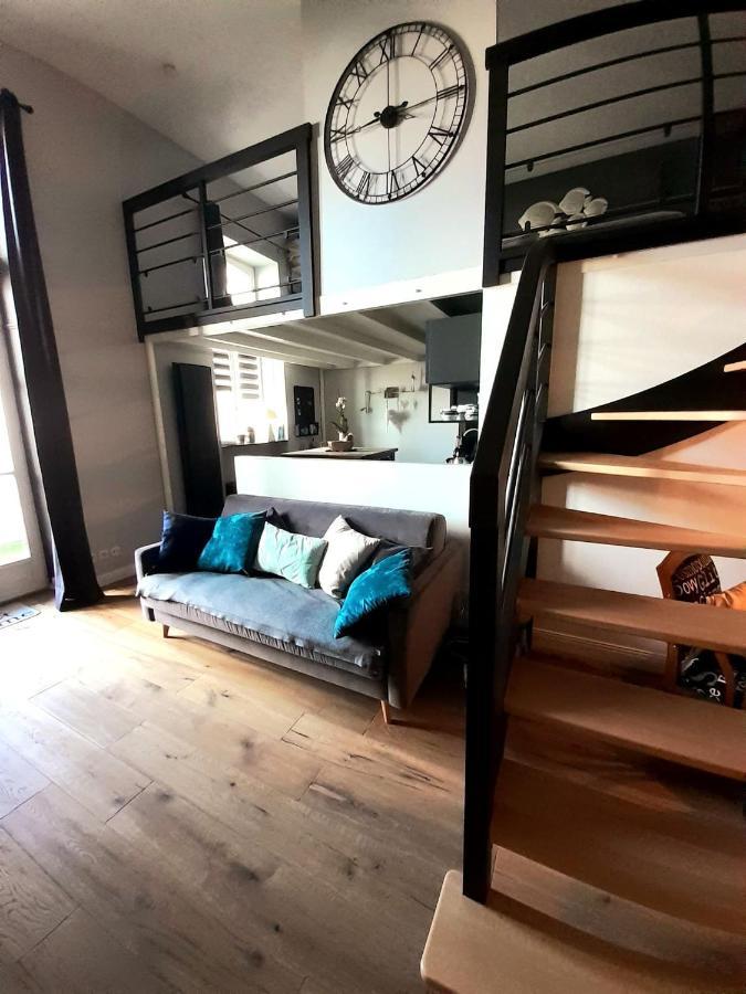 Charmant Studio En Duplex Esprit Loft Avec Balcon Vue Mer, Et Piscine Exterieure Le Croisic Exterior photo