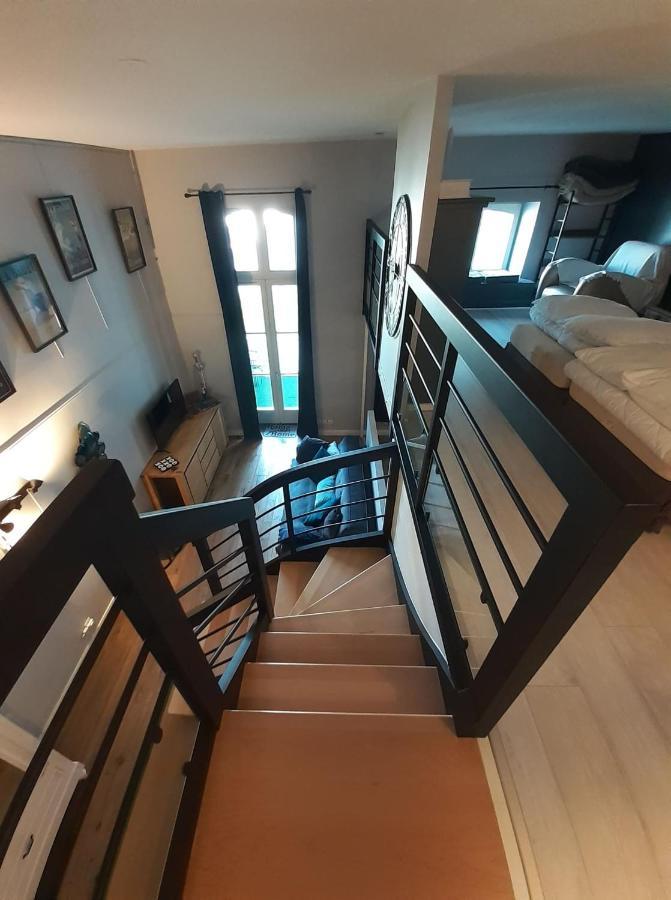 Charmant Studio En Duplex Esprit Loft Avec Balcon Vue Mer, Et Piscine Exterieure Le Croisic Exterior photo